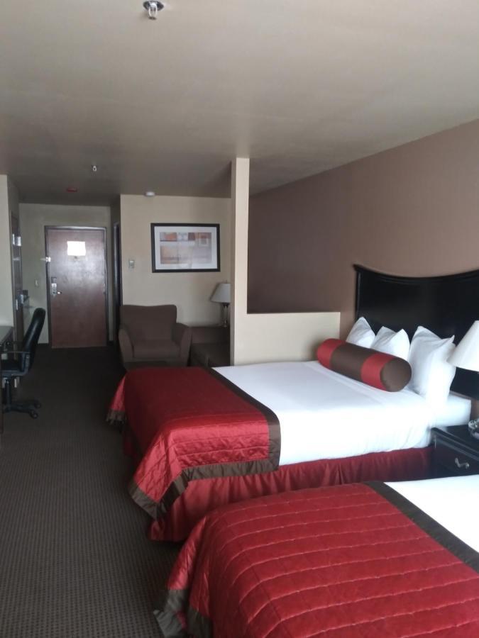 Hotel Baymont By Wyndham Wheeler Esterno foto